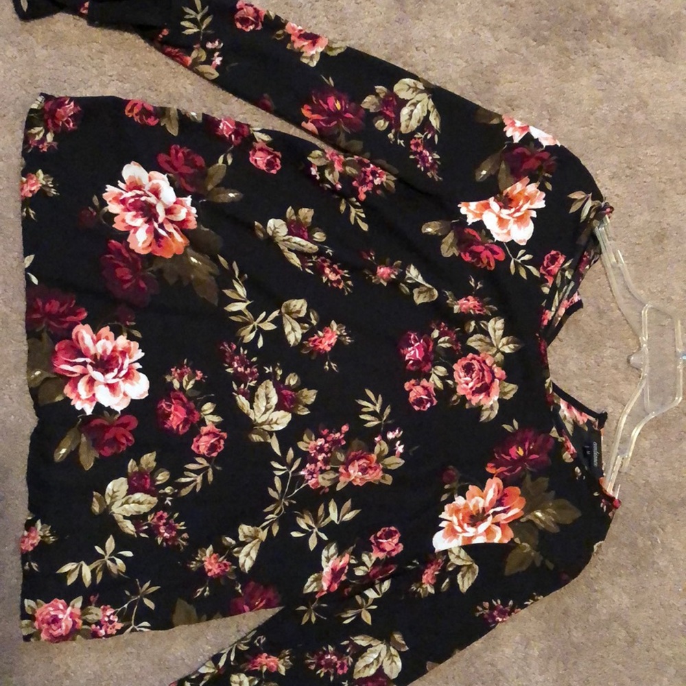 From Macy’s only worn 2 times. Cute on